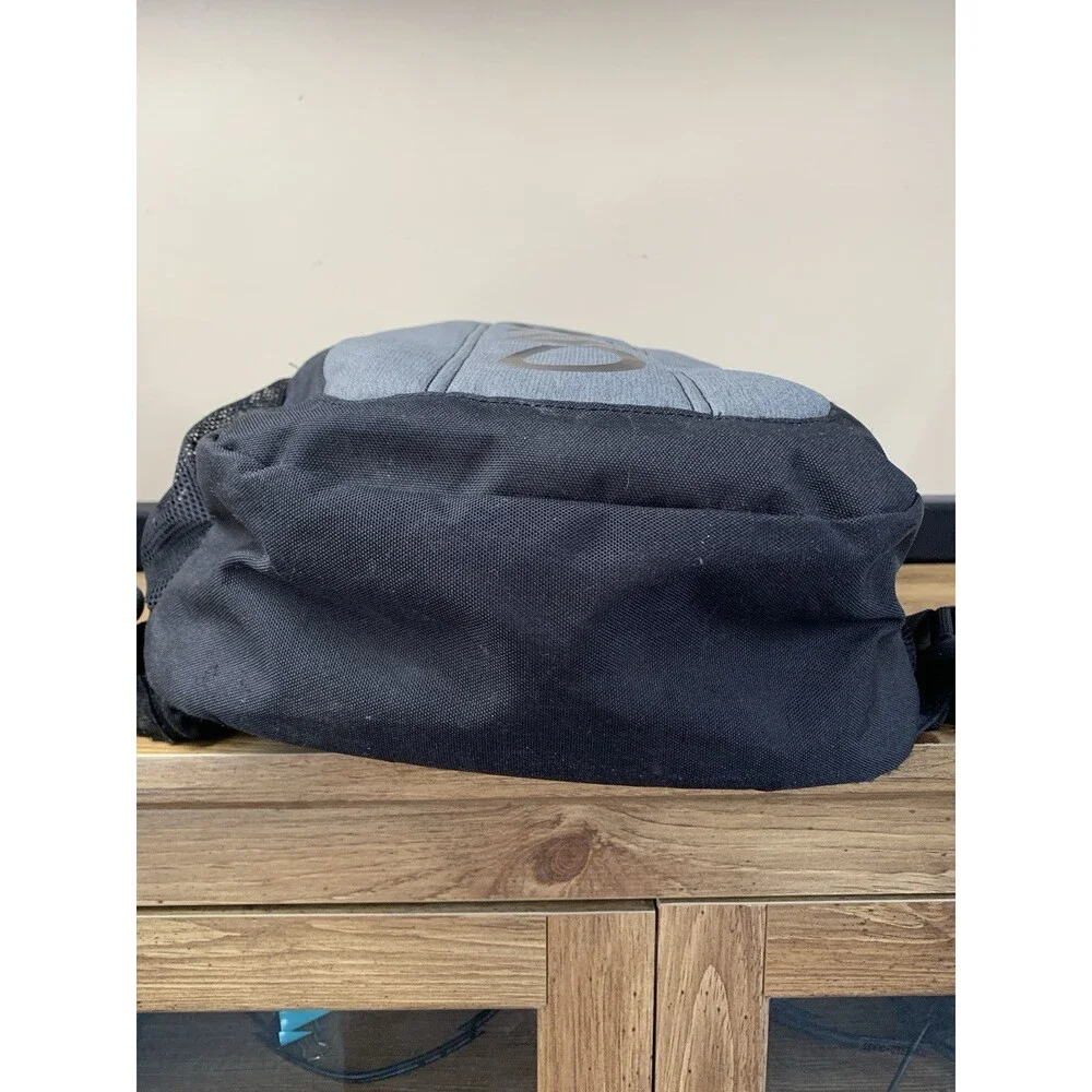 Oakley Enduro Backpack Hiking School Black/Gray Bag Travel